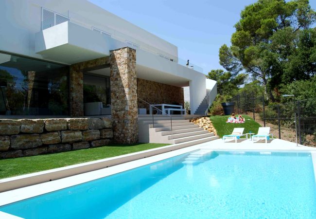 Villa in Pals - Villa Mariposa Blanca